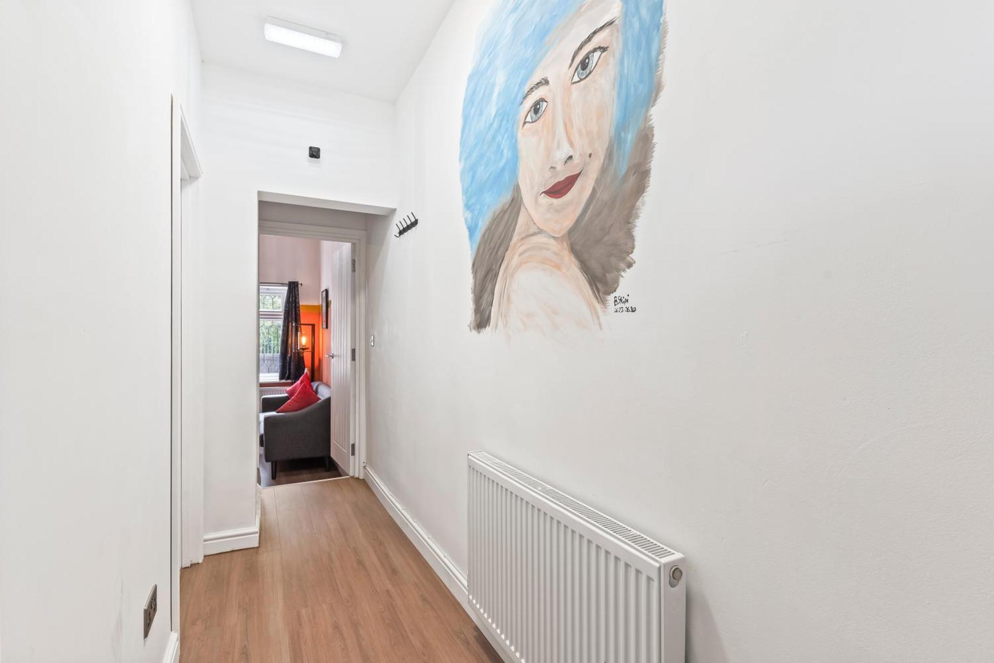 4 Bedroom, 2 Bath In Newcastle Town Centre ภายนอก รูปภาพ